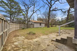 2325 Halbert St, Fort Worth, TX 76112 - Photo 26