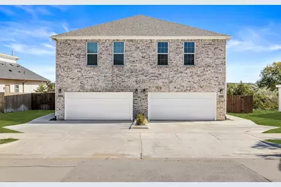 1701 Belzise Terrace, Fort Worth, TX 76104 - Photo 1