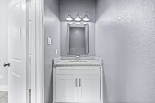 1701 Belzise Terrace, Fort Worth, TX 76104 - Photo 16