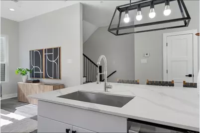 5810 Hudson Street #103, Dallas, TX 75206 - Photo 10