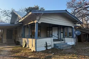 718 12th St SE, Paris, TX 75460 - Photo 1