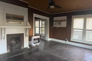 718 12th St SE, Paris, TX 75460 - Photo 2