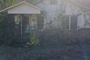 908 Burns St, Kilgore, TX 75662 - Photo 4