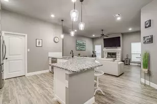 1576 Lizzie Ln, Burleson, TX 76028 - Photo 6