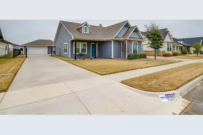 1576 Lizzie Lane, Burleson, TX 76028 - Photo 2