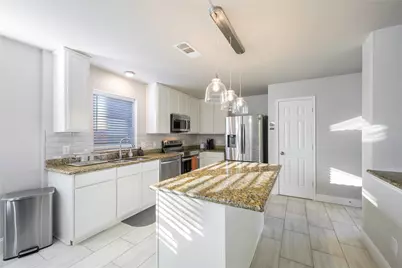 10101 Benwick Drive, McKinney, TX 75072 - Photo 6