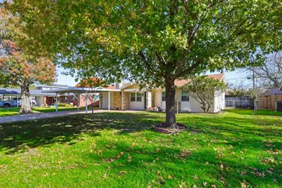 808 Bridle Avenue, White Settlement, TX 76108 - Photo 2