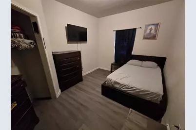 300 Wiley Street, Hutto, TX 78634 - Photo 8