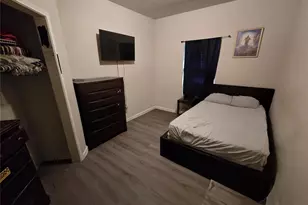 300 Wiley St, Hutto, TX 78634 - Photo 8