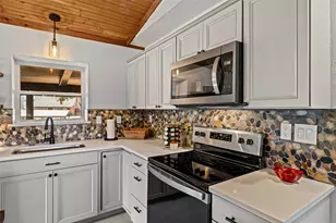 4522 Robin Ct, Granbury, TX 76049 - Photo 16