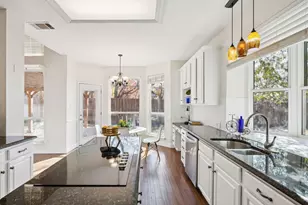 10502 Briar Brook Ln, Frisco, TX 75033 - Photo 8