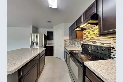 14721 Forest Hollow Drive, Balch Springs, TX 75180 - Photo 4