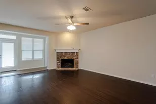 1512 Cockatiel Dr, Little Elm, TX 75068 - Photo 10