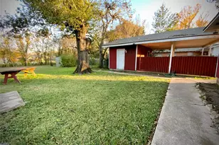 203 S Red River St, Mexia, TX 76667 - Photo 6