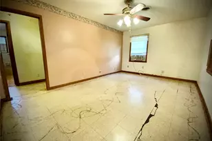 203 S Red River St, Mexia, TX 76667 - Photo 20
