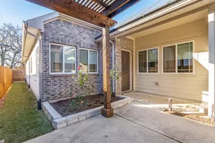 532 Val Verde St, Aubrey, TX 76227 - Photo 4