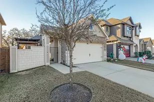 532 Val Verde St, Aubrey, TX 76227 - Photo 2