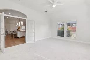 5829 Lakeside Dr, Fort Worth, TX 76179 - Photo 18