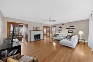 9263 Forest Hills Blvd, Dallas, TX 75218 - Photo 6