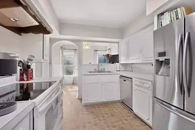 9263 Forest Hills Boulevard, Dallas, TX 75218 - Photo 12