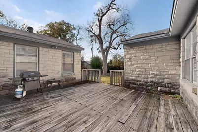 9263 Forest Hills Boulevard, Dallas, TX 75218 - Photo 36