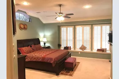 9400 Western Trail, Irving, TX 75063 - Photo 10