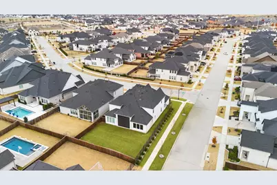 13017 Broken Log Lane, Frisco, TX 75033 - Photo 36