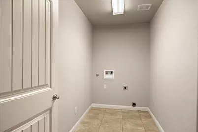 107 Donna Circle, Granbury, TX 76049 - Photo 10