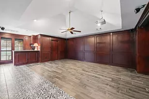 225 SW Alsbury Blvd, Burleson, TX 76028 - Photo 20