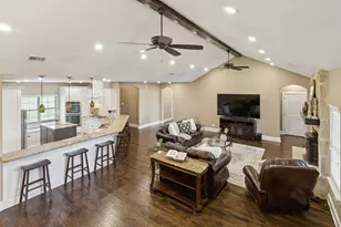 320 Tate Cir, Sherman, TX 75090 - Photo 10