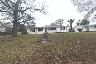 206 Summit Dr, Gilmer, TX 75644 - Photo 18