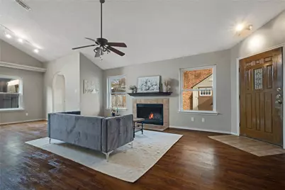 2024 Feather Lane, Lewisville, TX 75077 - Photo 6