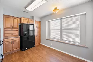 1302 Ivy Creek Dr, Mansfield, TX 76063 - Photo 16