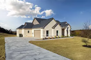 605 Acorn Wy, Weatherford, TX 76085 - Photo 2