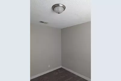 5649 Conroy Street, Fort Worth, TX 76134 - Photo 10