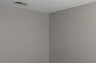 5649 Conroy St, Fort Worth, TX 76134 - Photo 10