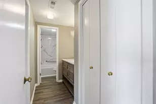 5619 Thunderbird Ct, Granbury, TX 76049 - Photo 18