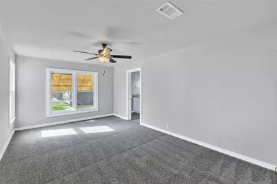 907 Main Street, Ennis, TX 75119 - Photo 14