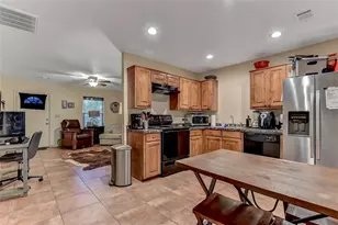 507 1/2 B E Stone St, Collinsville, TX 76233 - Photo 14