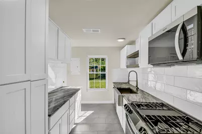 1413 Wynn Terrace, Arlington, TX 76010 - Photo 16