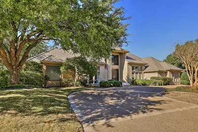 5916 Forest Highlands Drive, Fort Worth, TX 76132 - Photo 2