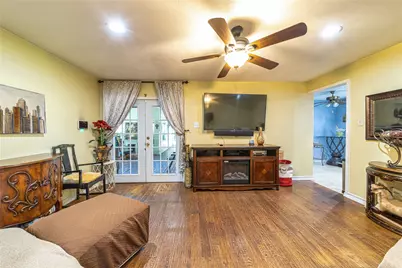 4134 Glenrose Drive, Garland, TX 75042 - Photo 18