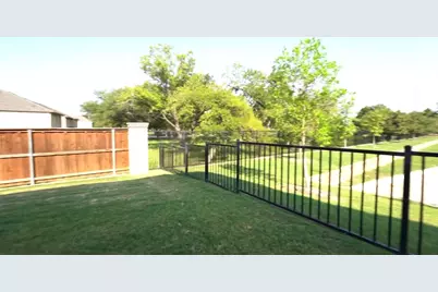 7557 Donnelly Avenue, Dallas, TX 75228 - Photo 32