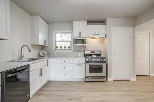 47 Donald Ct, Hurst, TX 76053 - Photo 16