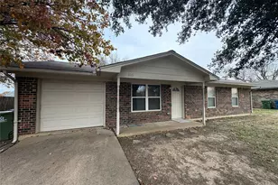 105 Southland Dr, Sanger, TX 76266 - Photo 1