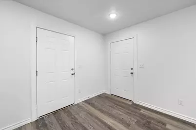 2004 W 2nd Avenue, Corsicana, TX 75110 - Photo 8