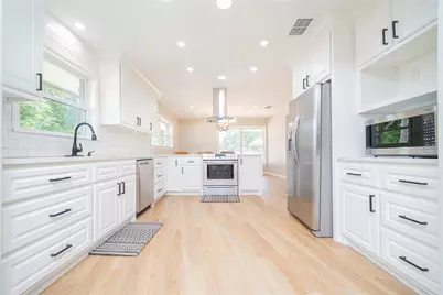 812 E 1st, Hughes Springs, TX 75656 - Photo 16
