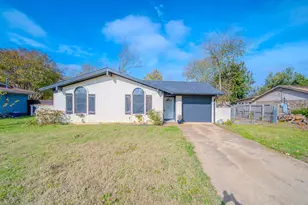 203 Leighton Dr, Terrell, TX 75160 - Photo 1