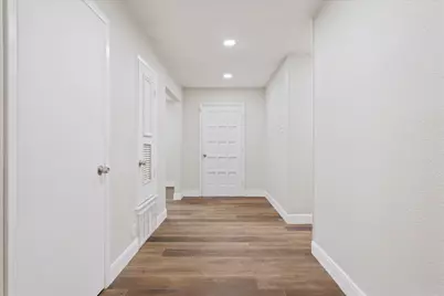 849 Arlington Drive, Woodway, TX 76712 - Photo 6