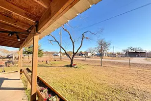 1009 Ben Dr, Cleburne, TX 76031 - Photo 12